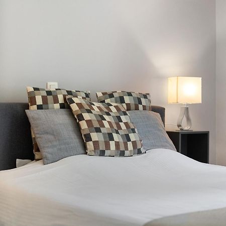 ברוז' Spacious Guest Suites Near Historic Market - 5 Min Walk מראה חיצוני תמונה